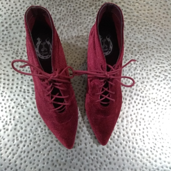 ♥️LAST PAIR♥️🌿VELVET BOOTIES🌿 - Picture 5 of 5